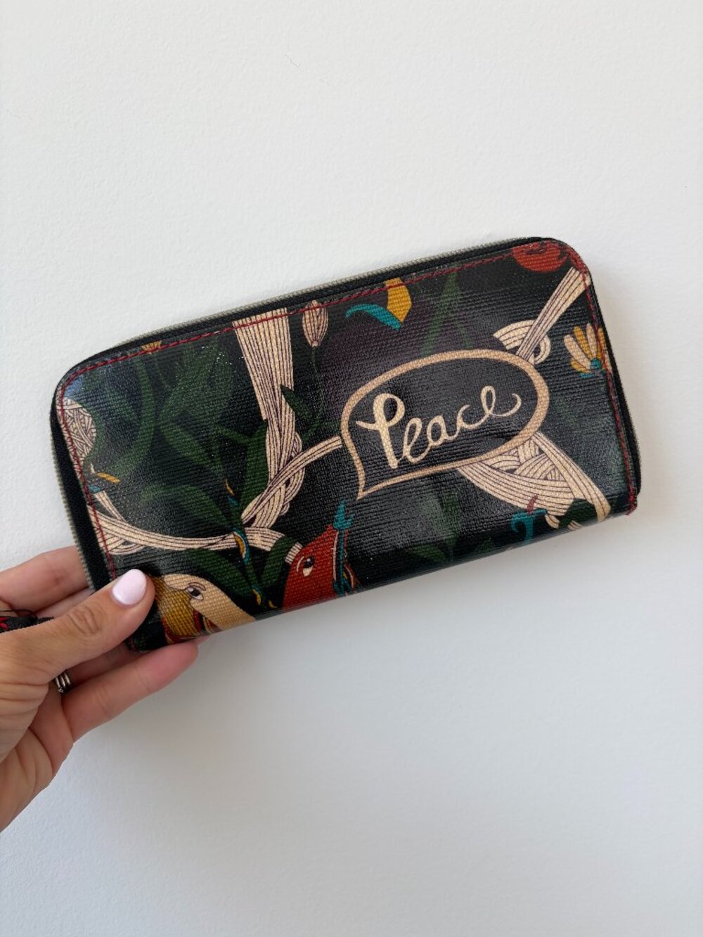 Sakroots Artist Circle Zip Around Wallet, Peace Bird Print